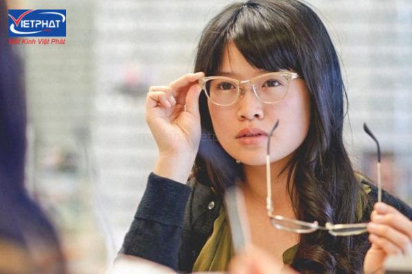 5 nguyên nhân gọng kính bị tróc sơn và cách sửa 9 Gọng kính bị tróc sơn
