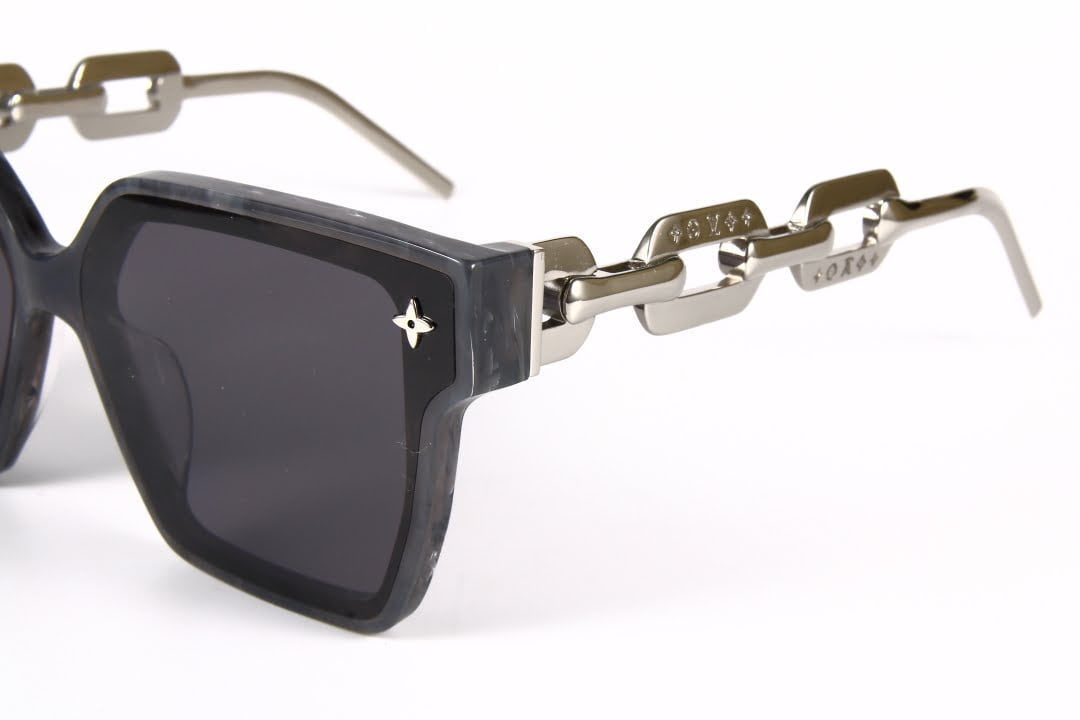 Kính mát Louis Vuitton Z1485E 8 Kính mát Louis Vuitton Z1485E