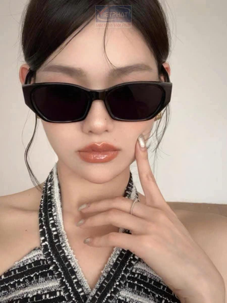 Kính mát FENTY 9013 16 Kính mát FENTY 9013