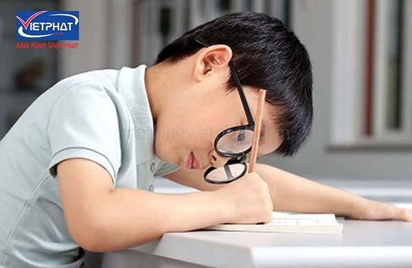 Cận thị là gì? Các loại cận thị thường gặp 10 các loại cận thị