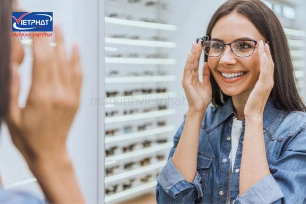 Cách đeo kính không bị đau tai - Nguyên nhân và cách khắc phục 10 cách đeo kính không bị đau tai