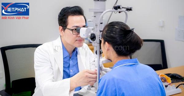 Cận thị giả, cận thị tạm thời là gì? Nguyên nhân do đâu? 11 cận thị giả kéo dài bao lâu