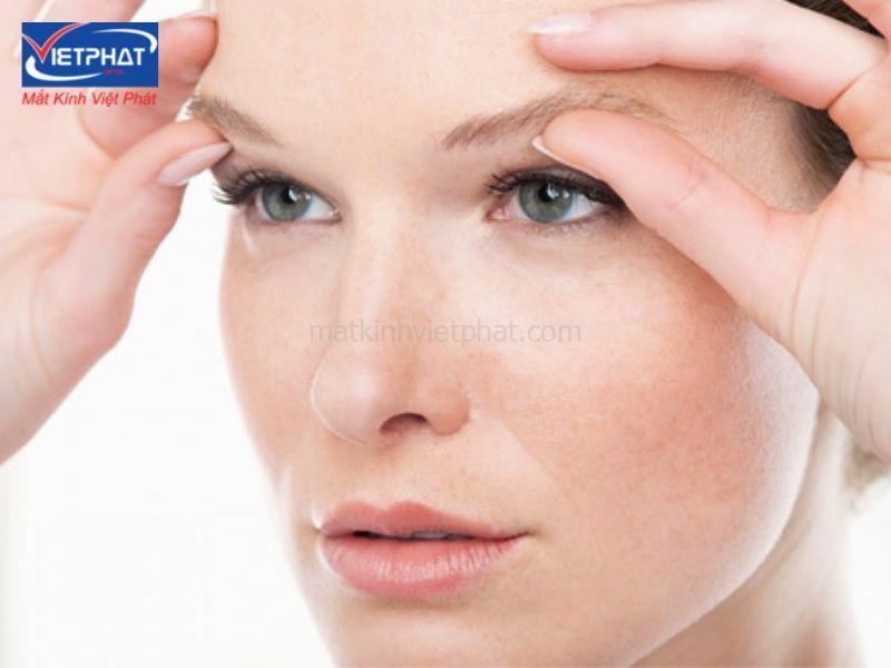 Vì sao mắt bị lồi khi cận thị? Chữa mắt lồi cận thị được không? 10 Tập luyện giãn cơ mắt giúp cải thiện mắt lồi cận thị