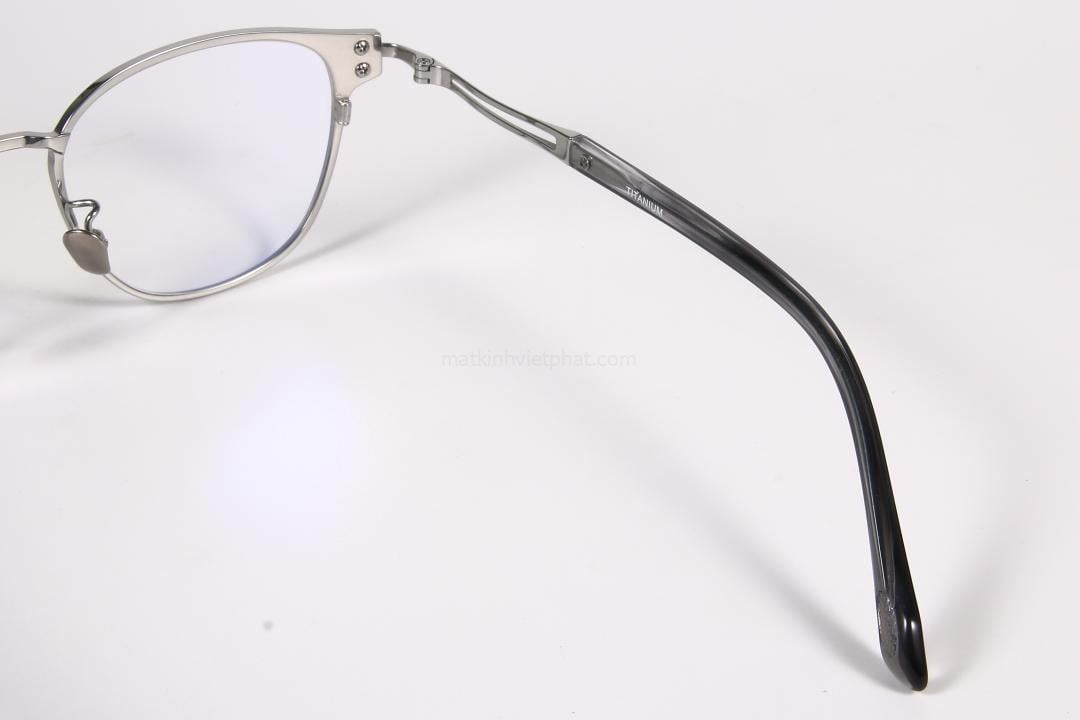Gọng kính Ditano Molt 10 Chi tiết tinh tế