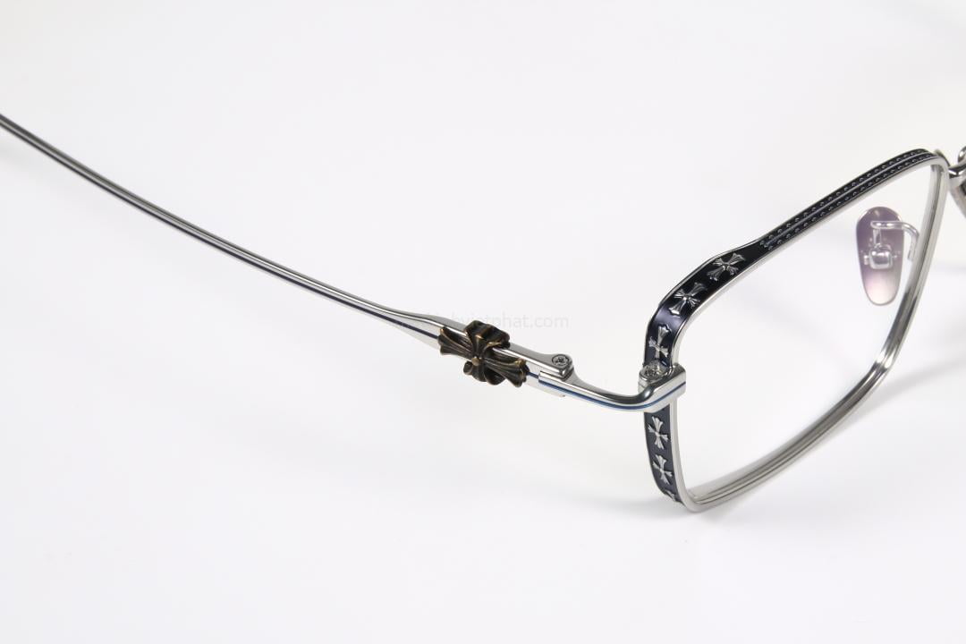 Gọng kính Chrome Hearts Evaculation 10 Chi tiết tinh tế
