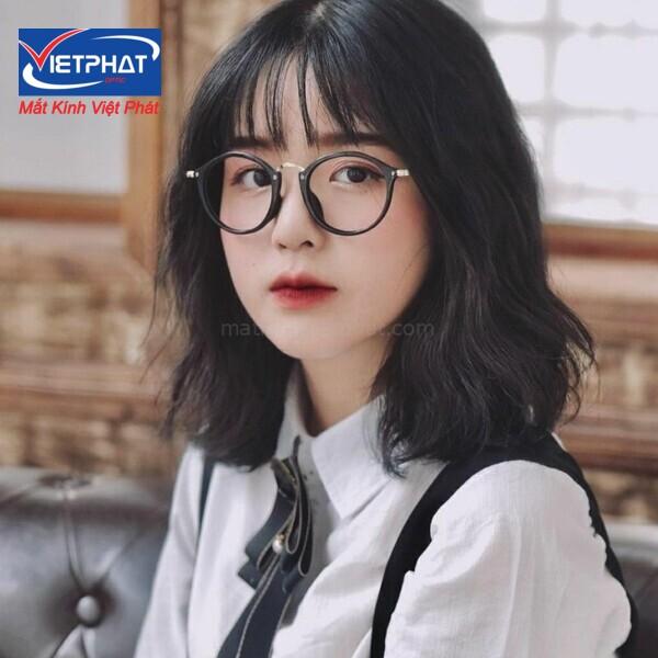 Gọng kính tròn phù hợp với gương mặt nào?