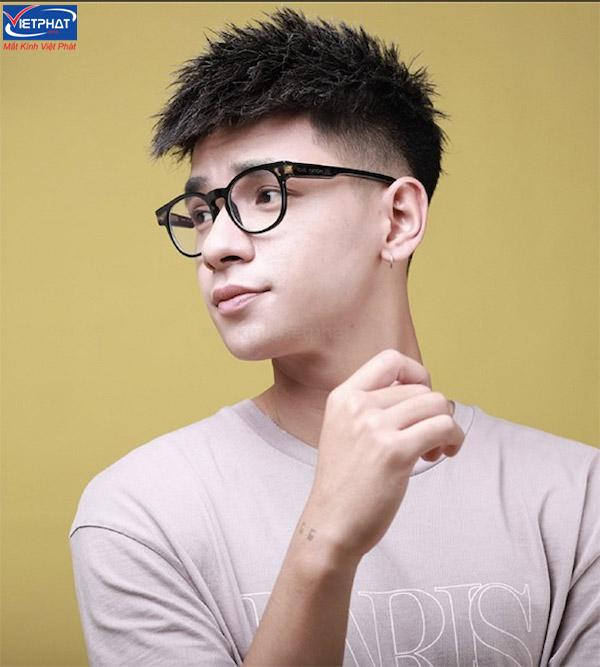 17+ kiểu tóc đẹp cho nam đeo kính cận 19 Kiểu tóc đẹp cho nam đeo kính cận