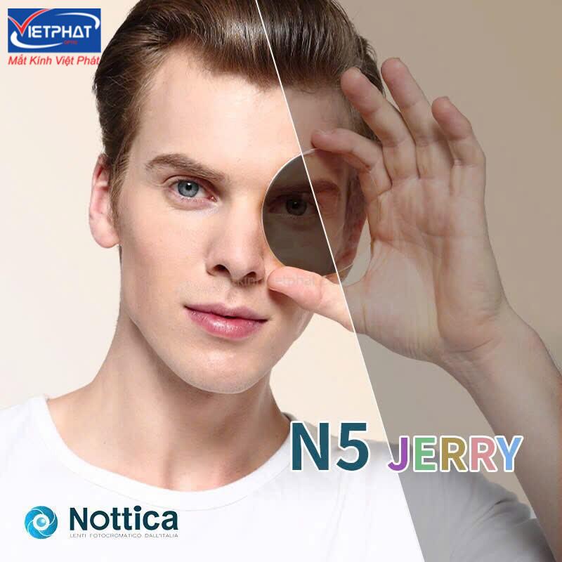 Top 6 tròng kính đổi màu nào tốt nhất hiện nay? 15 Tròng kính đổi màu Nottica