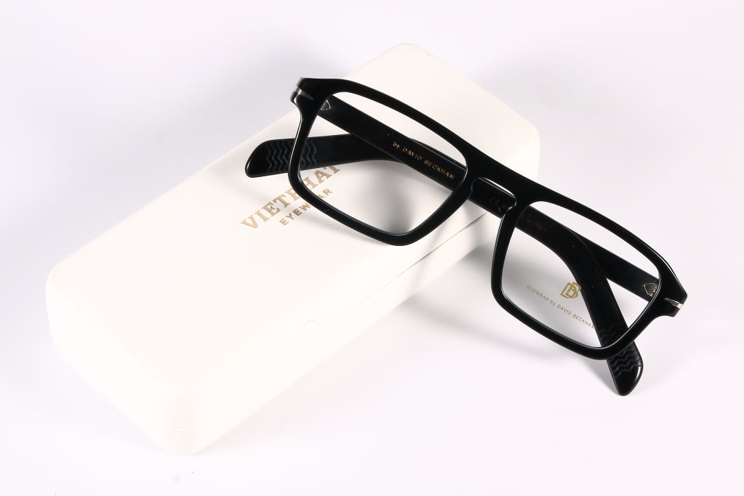 Gọng kính Unisex David Beckham DB7054 9 Gọng kính Unisex David Beckham DB705