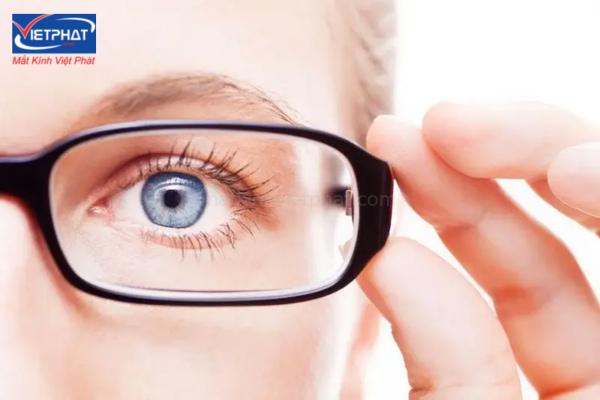 Loạn thị là gì? Nguyên nhân và cách khắc phục 14 bệnh loạn thị là gì