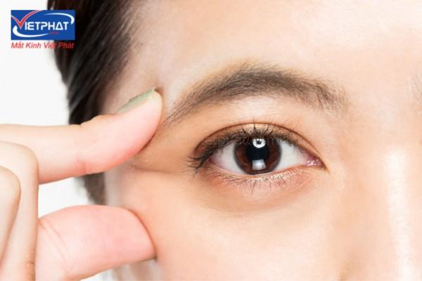 Phương pháp bấm huyệt chữa cận thị có hiệu quả không? 9 bấm huyệt chữa mắt cận