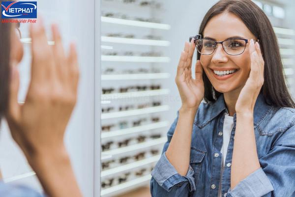 Cách hạn chế tăng độ cận thị hiệu quả 8 cách hạn chế tăng độ cận