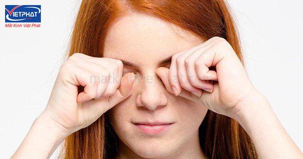 7 Cách làm mắt hết mờ, giảm mệt mỏi, đau mắt hiệu quả ngay tại nhà 12 Thói quen thường xuyên dụi mắt
