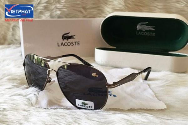 7 cách nhận biết kính Lacoste chính hãng chuẩn nhất 2024 7 cách nhận biết kính lacoste chính hãng