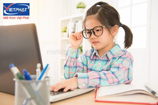 Đâu là nguyên nhân gây ra cận thị? Cách điều trị hiệu quả 6 đâu là nguyên nhân gây ra cận thị