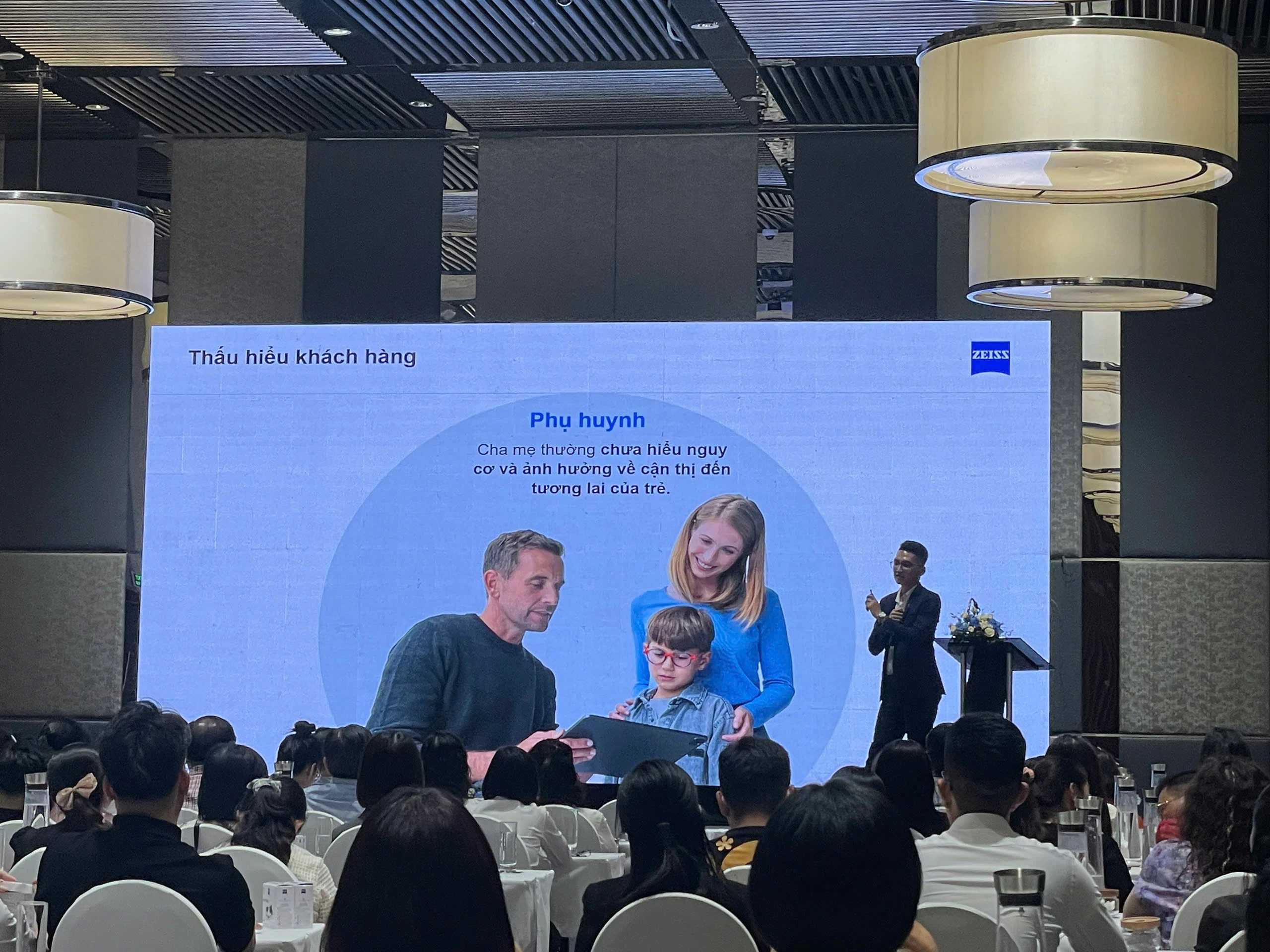 Hội thảo ZEISS MyoCare tại TP.HCM 12 Hội thảo ZEISS MyoCare tại TP.HCM